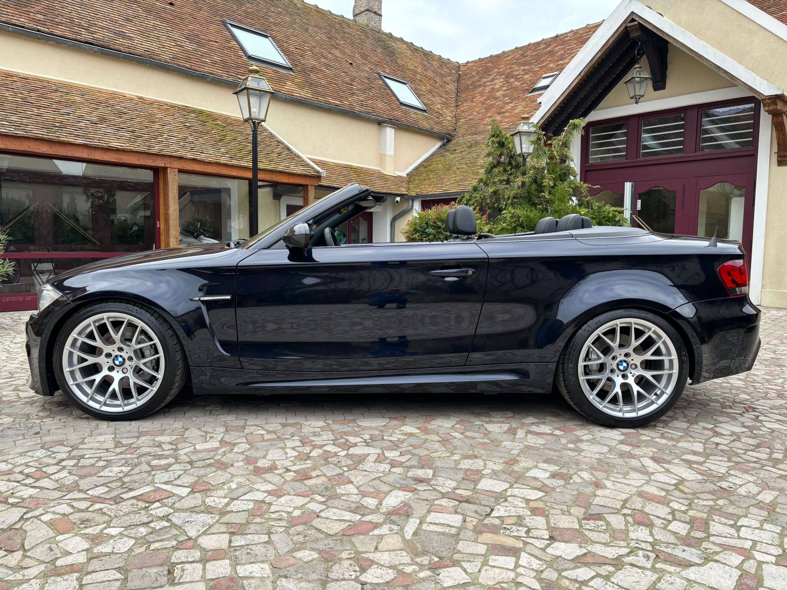 BMW 135i e88 Cabriolet --> conversion 1M / unique en France : 39.999 €