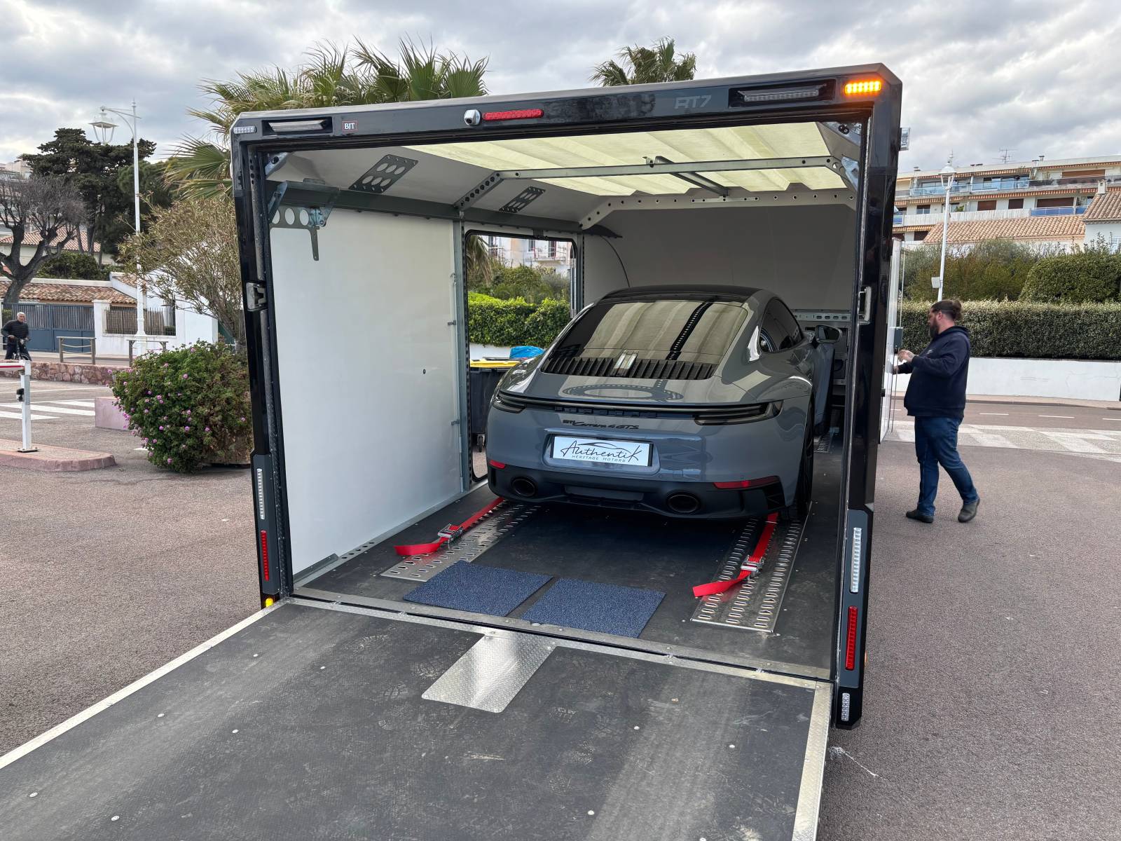 PORSCHE 992 CARRERA 4 GTS 480ch 2024 Gris Arctique