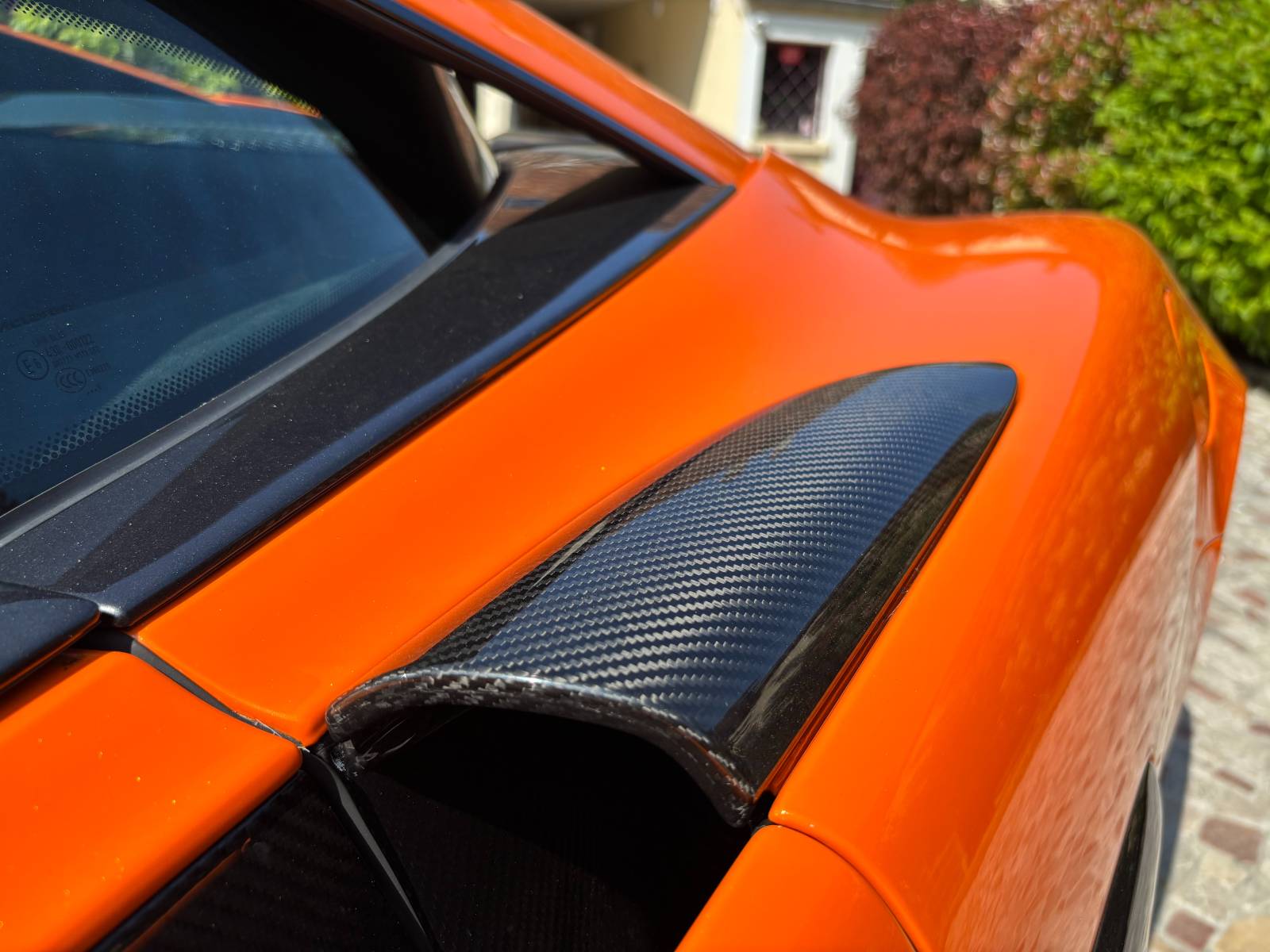 MCLAREN 570S COUPE VENTURA ORANGE 2017
