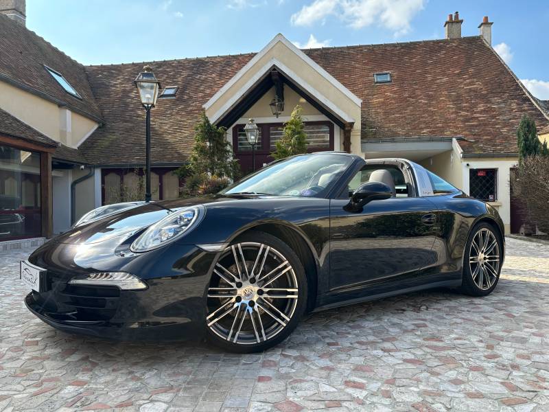 PORSCHE 991 TARGA 4 3.4 350ch PDK 2015 Noir Intense métallisé : 115.990 €