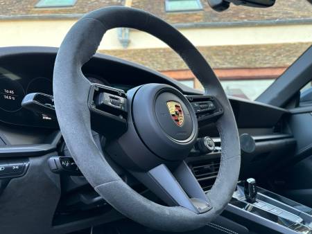 PORSCHE 992 CARRERA 4 GTS 480ch 2024 Gris Arctique