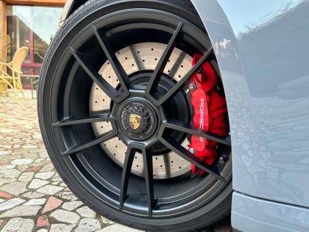 PORSCHE 992 CARRERA 4 GTS 480ch 2024 Gris Arctique