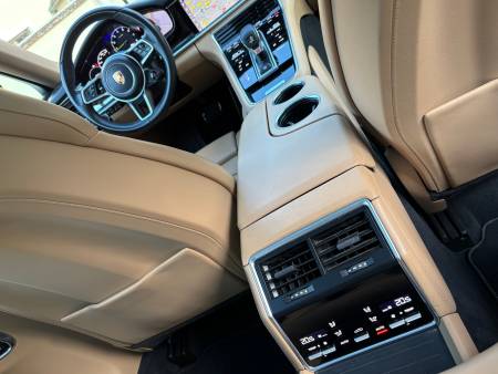 PORSCHE PANAMERA 4 E-HYBRID SPORT TURISMO 462CH MY19 : 57.990 €