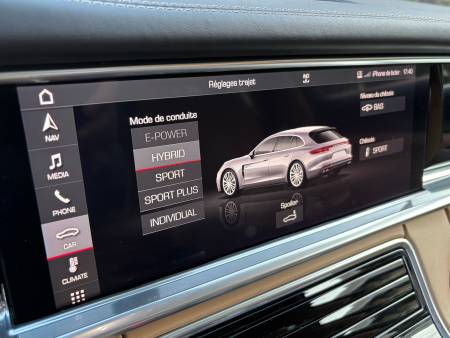 PORSCHE PANAMERA 4 E-HYBRID SPORT TURISMO 462CH MY19 : 57.990 €