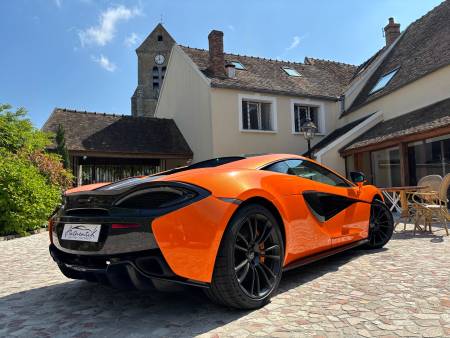 MCLAREN 570S COUPE VENTURA ORANGE 2017